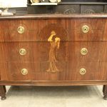 820 3300 CHEST OF DRAWERS